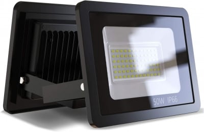 50W 6500K LED прожектор IP66 водоустойчивo бяло осветление за детска площадка, двор,стадион др.