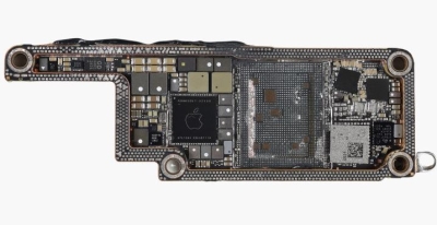 Борд + блок захранване за iPhone 16 Pro Max