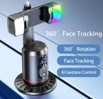 Q02D Държач за телефон с автоматично проследяване на лицето, завъртане на 360° стойка за камера  дистанционно управление и светлина за поточно видео на живо